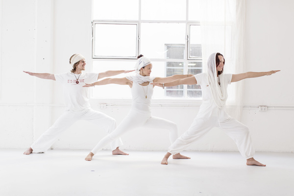 wearing white at kundalini yoga